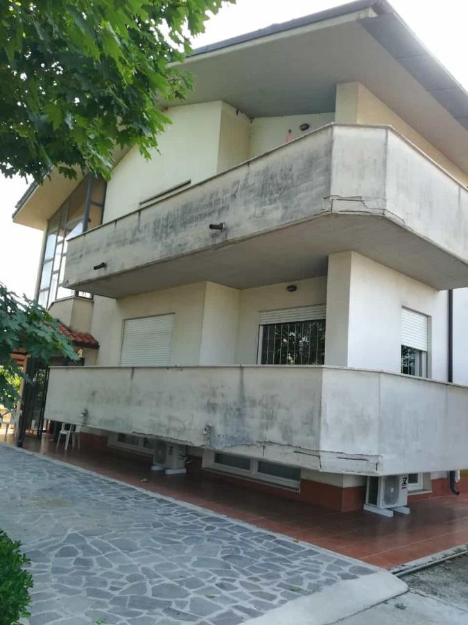 Old Club Casa Vacanze Carlo Trani Aprilia Luaran gambar
