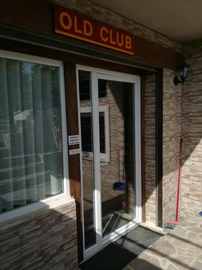 Old Club Casa Vacanze Carlo Trani Aprilia Luaran gambar